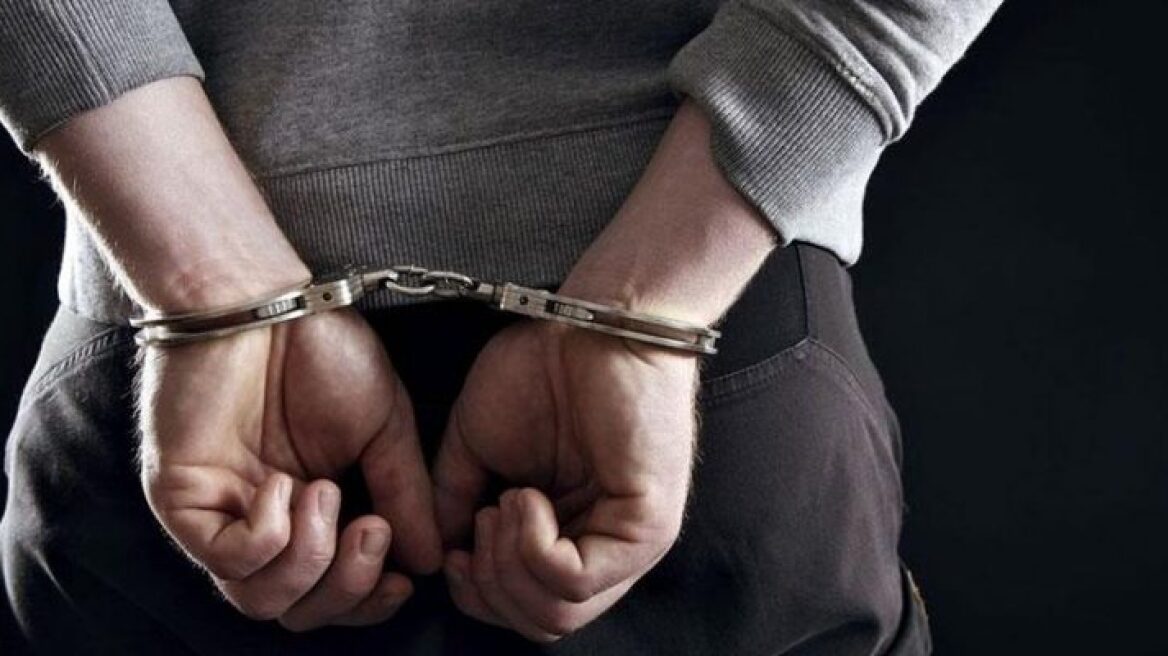 Αχαΐα: Συνελήφθη φυγόποινος με καταδίκη για ναρκωτικά