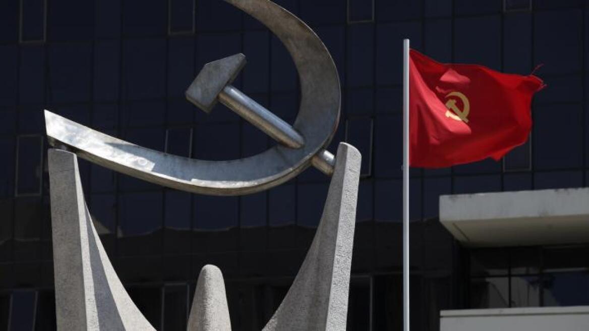 Πολυτεχνείο: Το ΚΚΕ καλεί στρατό και αστυνομία να μην είναι απέναντι στο λαό