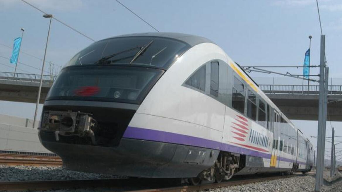 Στάση εργασίας στον προαστιακό τη Δευτέρα