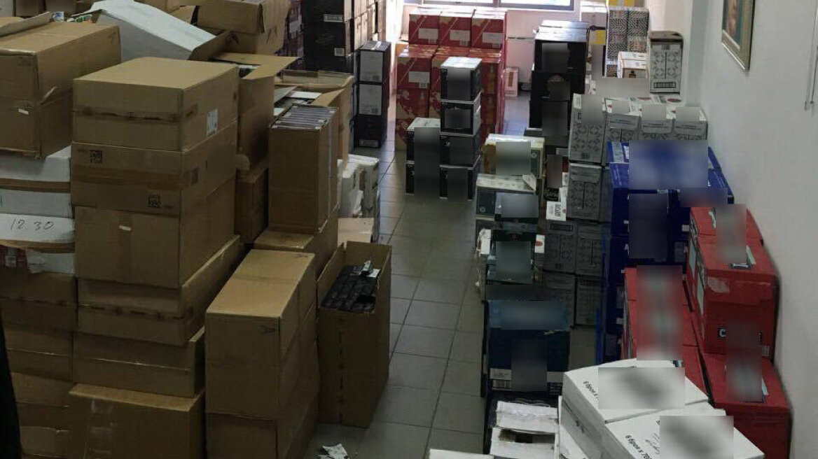 Συνελήφθη Ουκρανός λαθρέμπορος αλκοόλ και τσιγάρων στην Τρίπολη