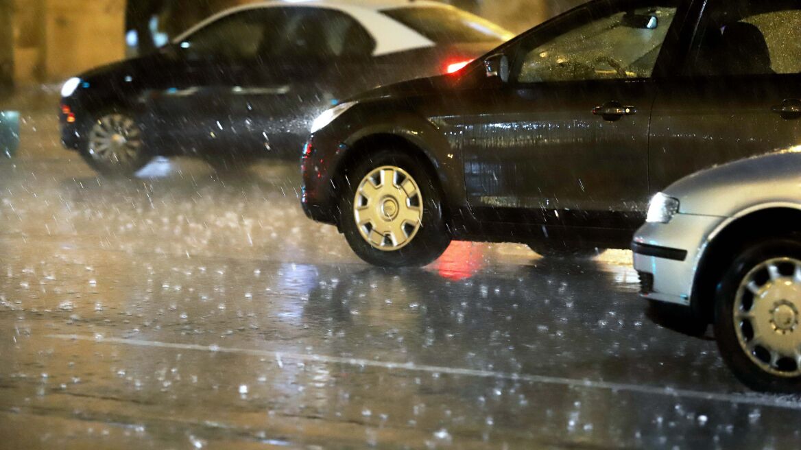 Βροχές και καταιγίδες σήμερα 