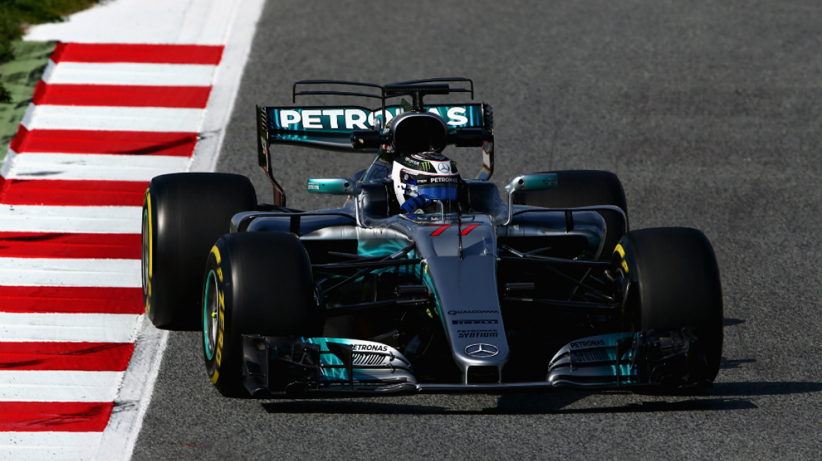 O Bottas στην pole, o Hamilton στον τοίχο