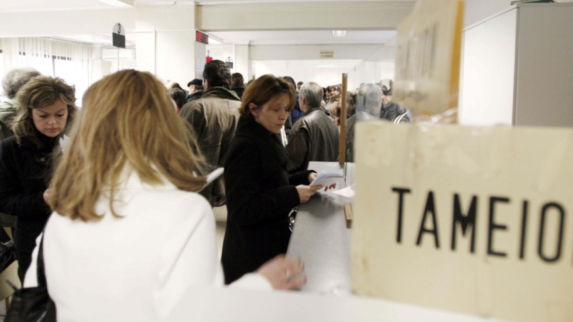 Πάνω από 8 στους 10 πολίτες δεν εμπιστεύονται τα ασφαλιστικά ταμεία