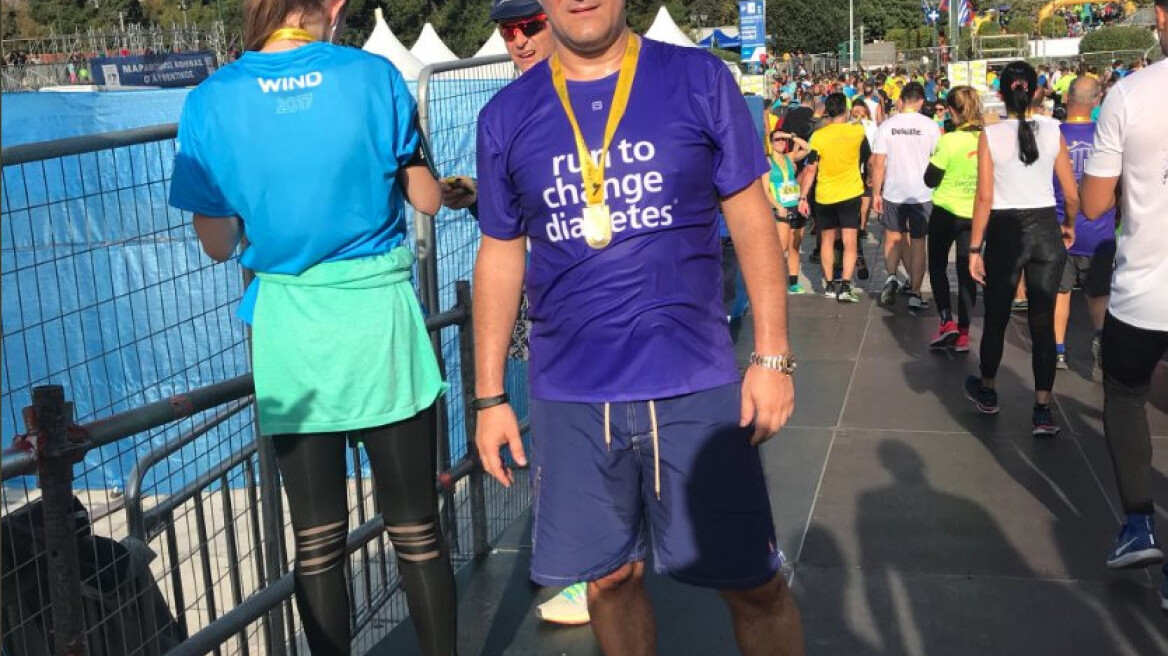 Φωτογραφίες: Ο Άδωνις Γεωργιάδης πανηγυρίζει το νέο του ρεκόρ στη διαδρομή των 10χλμ.