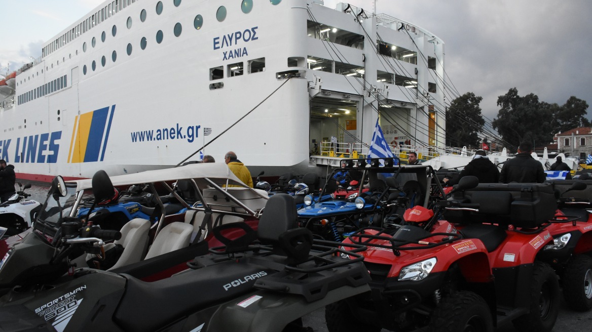 Απόβαση Κρητικών στην Αθήνα με γουρούνες για τον νέο ΚΟΚ