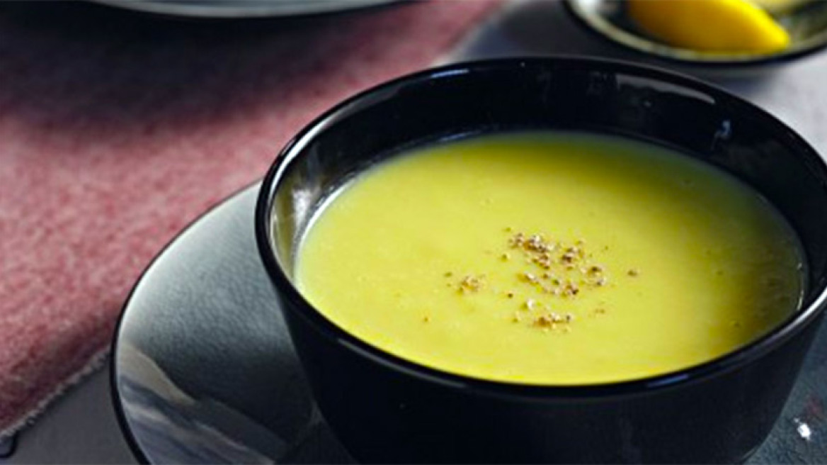 Πατατόσουπα με σέλινο και κουρκουμά