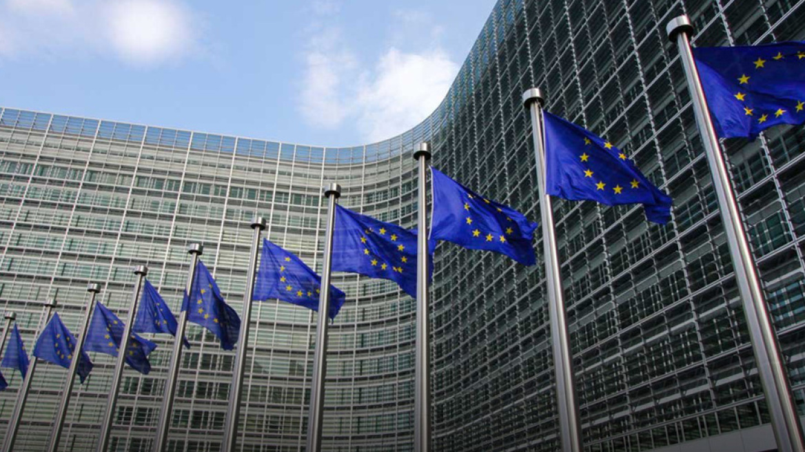 «Καμπανάκι» από Κομισιόν: Συνεχίστε τις μεταρρυθμίσεις και μετά τα Μνημόνια