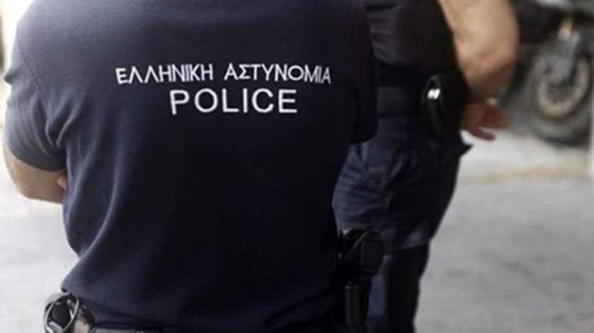 Αστυνομικός σε αιματηρή συμπλοκή σε μπαρ του Αγρινίου