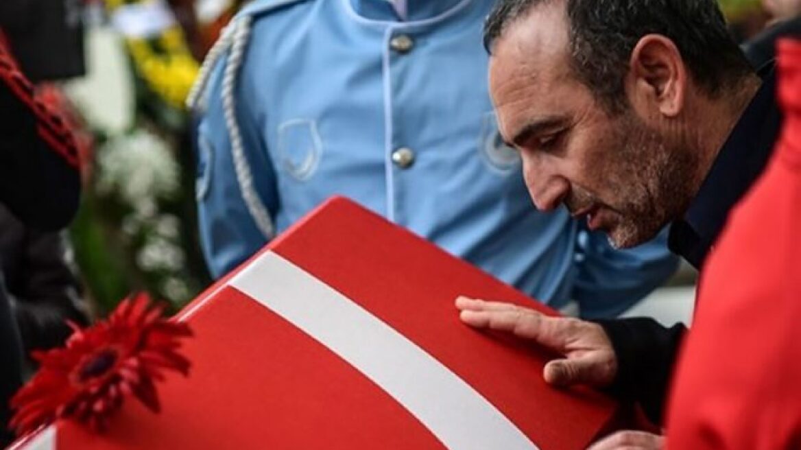 Βαλέριος Λεωνίδης για την κηδεία Σουλεϊμάνογλου: Πήγα να χαιρετήσω τον φίλο μου