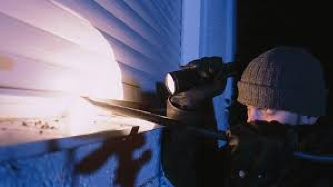 Ένοπλοι άρπαξαν χρηματοκιβώτιο από βίλα στη Μύκονο