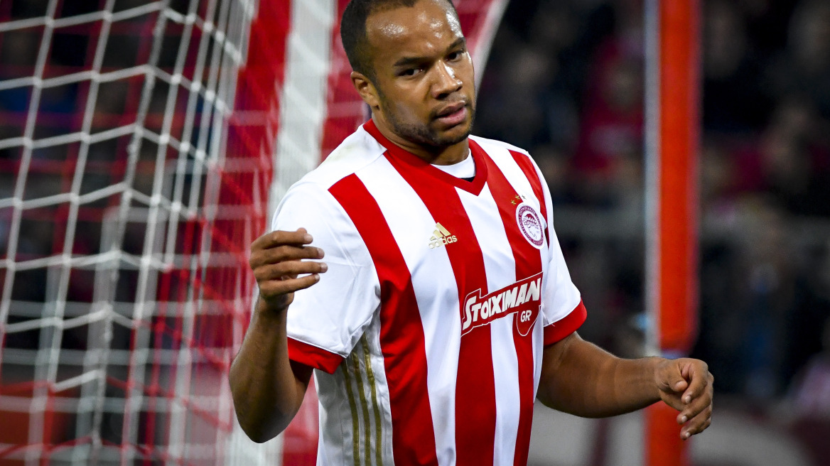 Ολυμπιακός: Με Οφόε η αποστολή για την Πορτογαλία