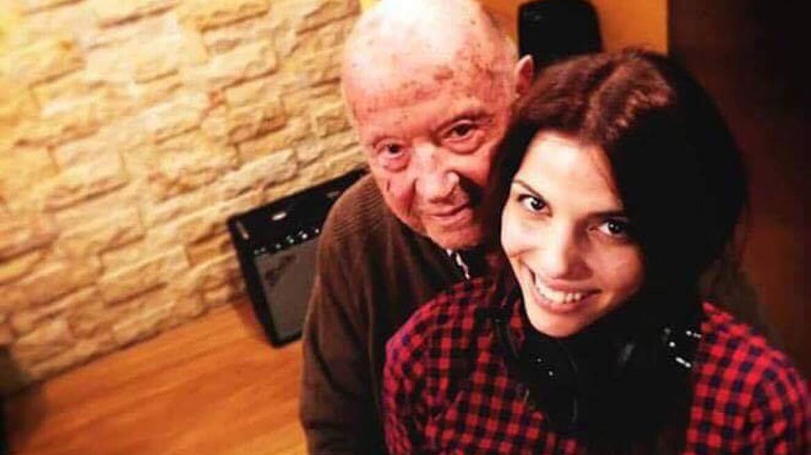 Η «μούσα» του Μίμη Πλέσσα στο νέο της δισκογραφικό «σπίτι»