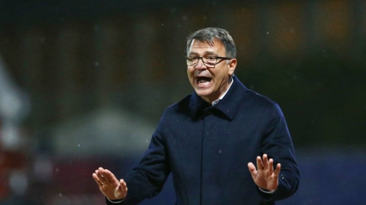 Λεμονής στο ημίχρονο: «Ξυπνήστε και γυρίστε το»!