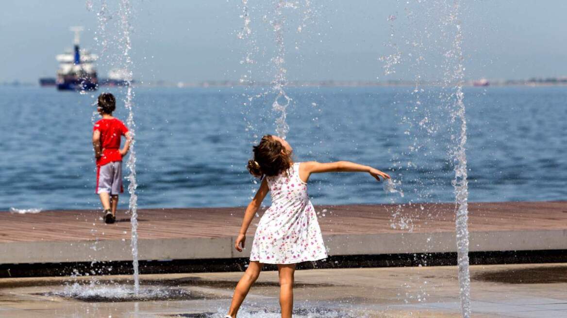 Στοιχεία - σοκ: 31.397 περισσότεροι θάνατοι από γεννήσεις στην Ελλάδα το 2017