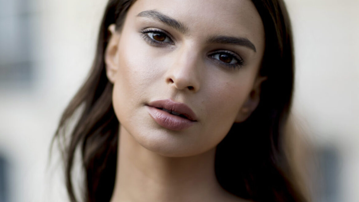 Oι γονείς της Emily Ratajkowski γιορτάζουν 27 χρόνια γάμου