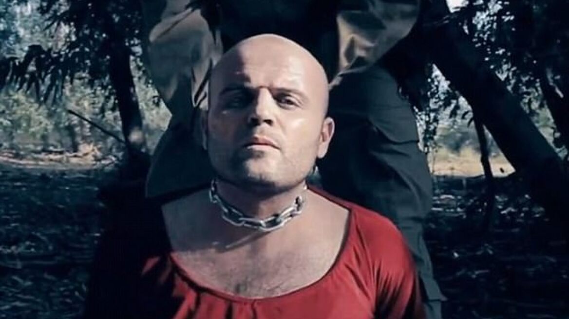 Σοκαριστικές εικόνες από την εκτέλεση του Σύρου πιλότου από τζιχαντιστές