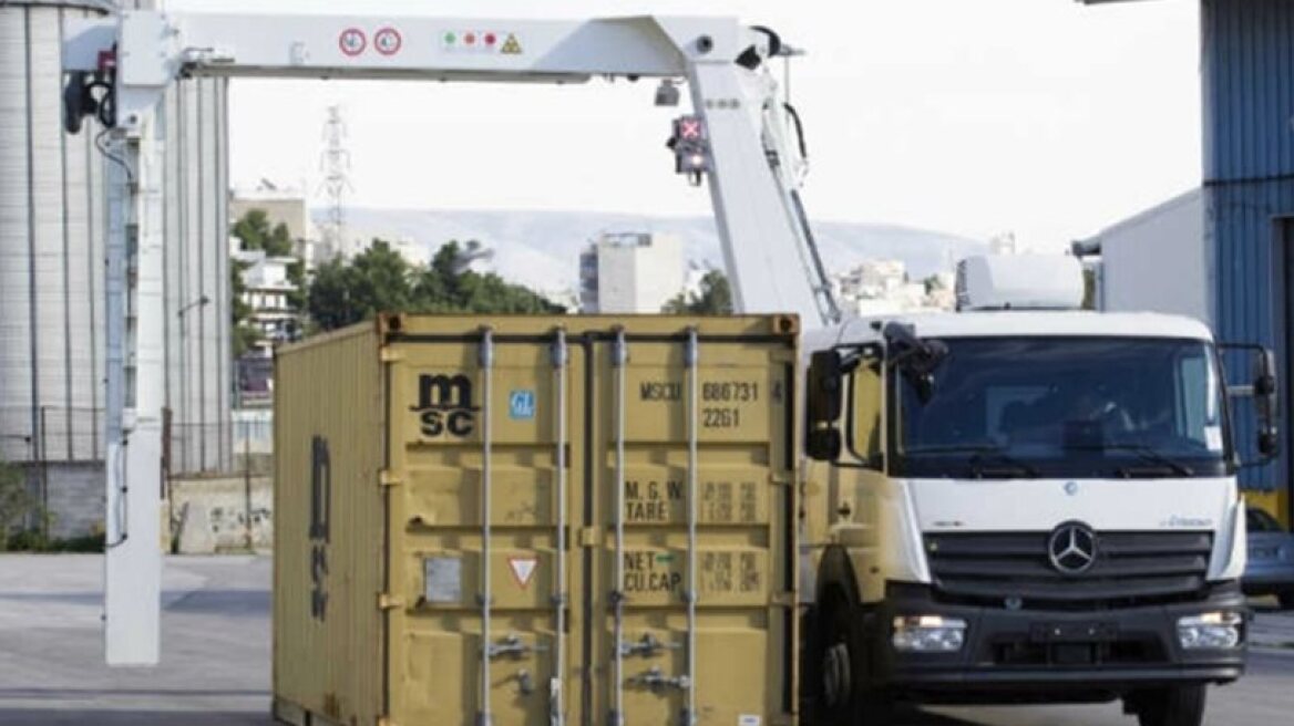 Το X-Ray της ΑΑΔΕ κατάσχεσε κοντέινερ με 10 εκατ. πακέτα τσιγάρα!