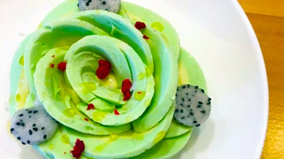 Ένα αλλιώτικο avocado toast έχει τρελάνει το Instagram