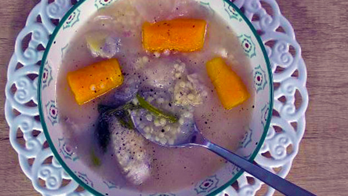 Σούπα τραχανά με κοτόπουλο