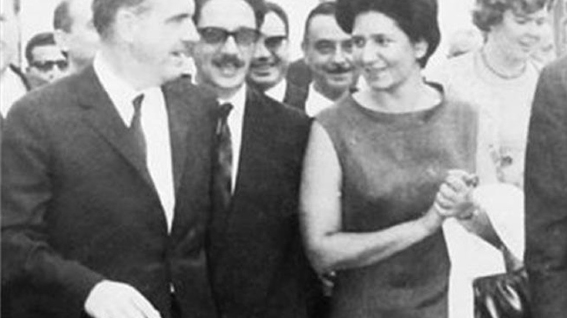 Πέθανε η Αγγέλα Κοκκόλα, γραμματέας του Ανδρέα Παπανδρέου