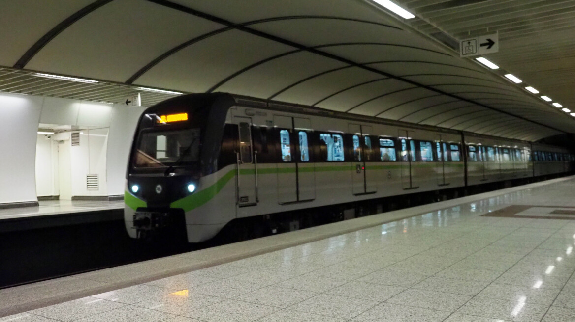 Ταλαιπωρία για τους επιβάτες του Μετρό: Εκτός λειτουργίας για πάνω από μια ώρα έξι σταθμοί