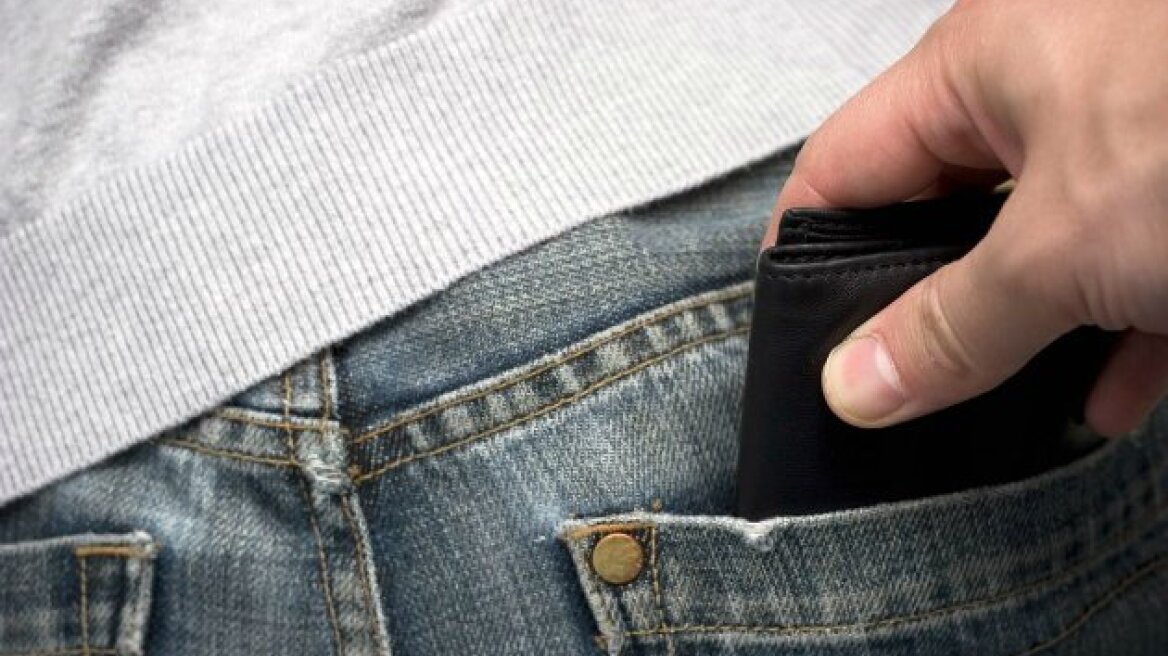 Συμμορία Βουλγάρων έκλεβε πορτοφόλια σε τρεις πόλεις