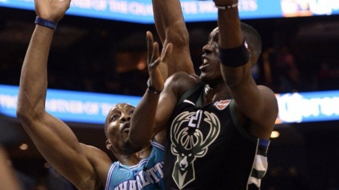 Λύγισαν χωρίς τον Giannis στη Σάρλοτ οι Μπακς