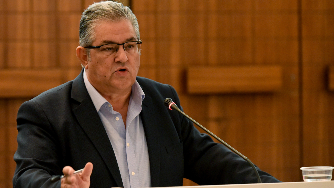 Οι ευχές του Δημήτρη Κουτσούμπα για τα Χριστούγεννα: Να καταφέρουμε το άπιαστο όνειρο