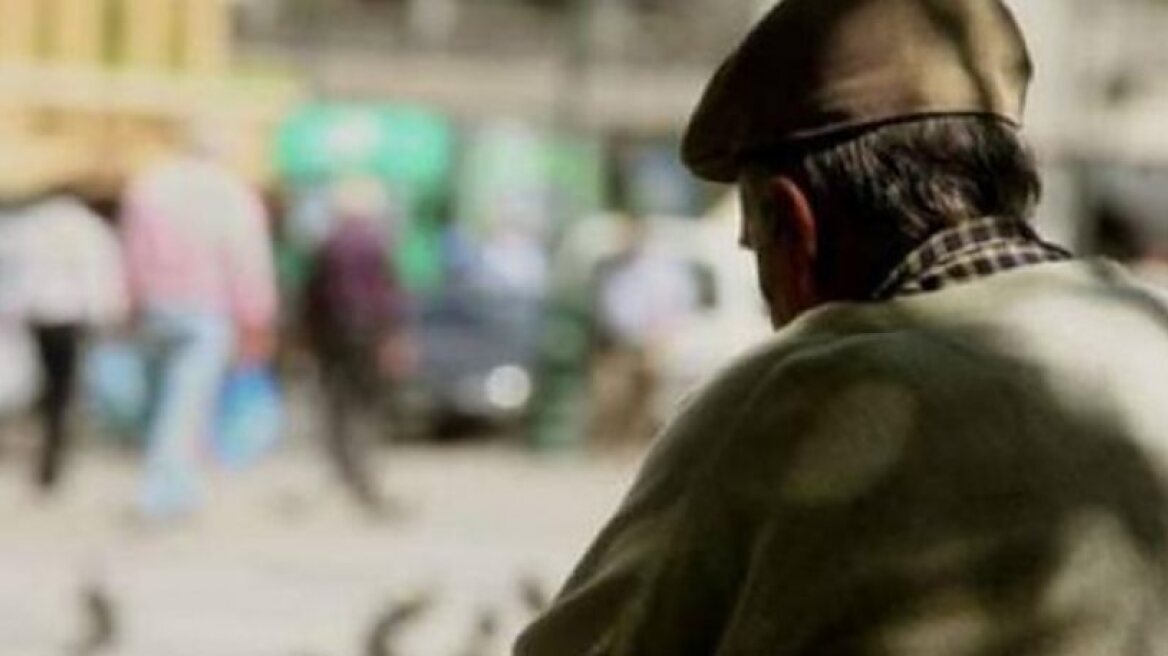 Ναύπακτος: 13χρονος έκλεψε ηλικιωμένο