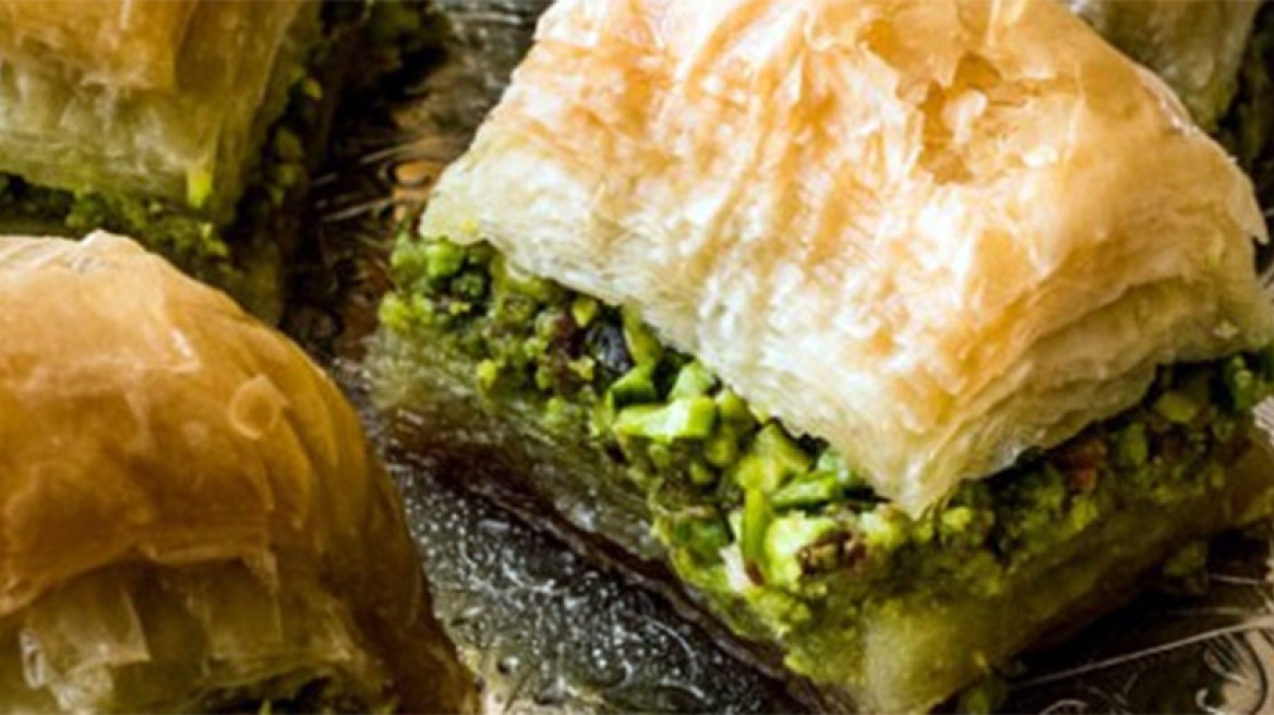 Μπακλαβάς με σιρόπι αγαύης