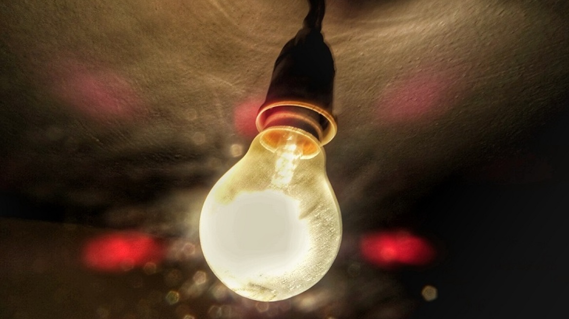 ΗΠΑ: Της ήρθε λογαριασμός ηλεκτρικού 238 δισ. δολάρια