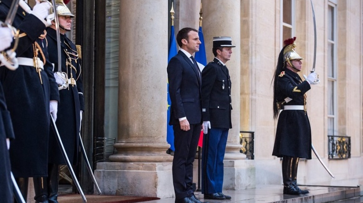 «Ο Μακρόν αλλάζει τη Γαλλία και το 2018 θέλει να αλλάξει την Ευρώπη»