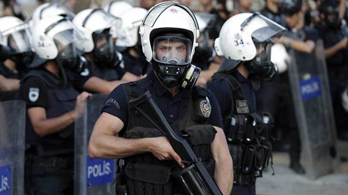 Πάνω από 40.000 αστυνομικοί θα είναι στους δρόμους της Κωνσταντινούπολης την Πρωτοχρονιά