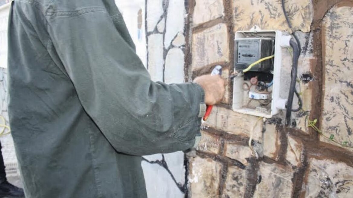 Καταδίκες και συλλήψεις για ρευματοκλοπή στο Βόλο