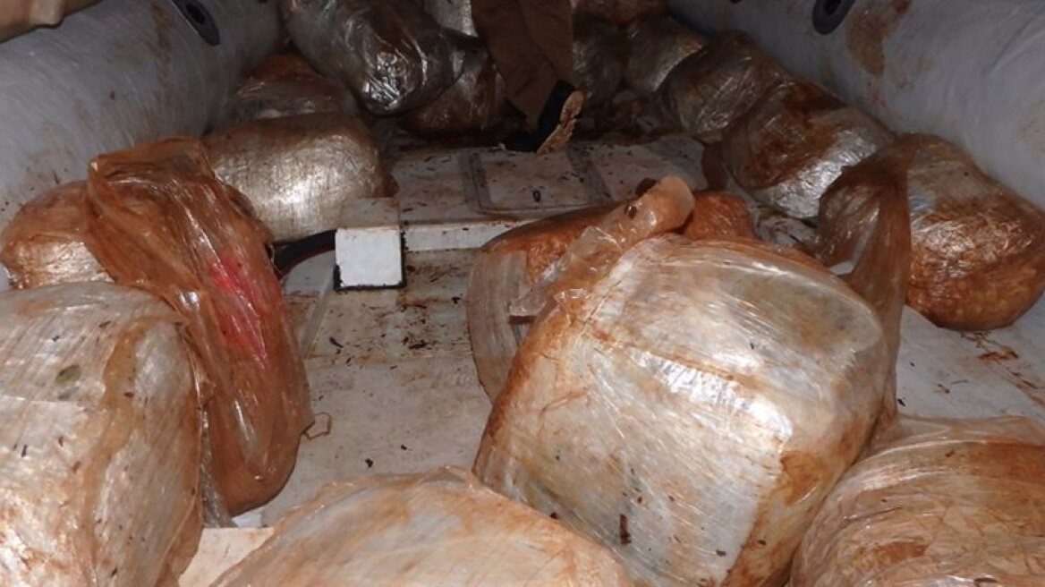 Σύλληψη 29χρονου στη Δάφνη για την υπόθεση του «ναρκω-ταχύπλοου»