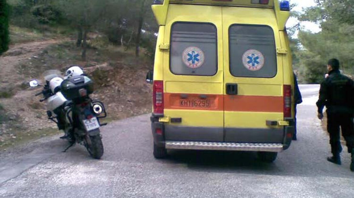 Λάρισα: Αυτοκίνητο έπεσε πάνω σε ποδηλάτες - Στο νοσοκομείο τρεις τραυματίες