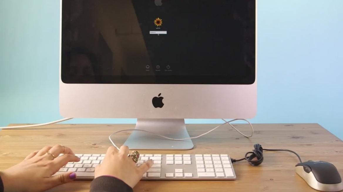 Γιατί τα γράμματα στο πληκτρολόγιο δεν είναι τοποθετημένα με αλφαβητική σειρά