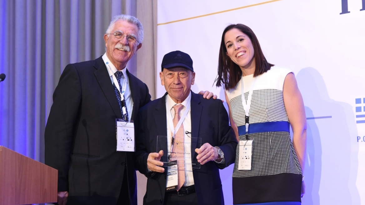 Προκοπίου: «Μόνο τα ελληνικά πλοία μπορούν να σώσουν την Ευρώπη»