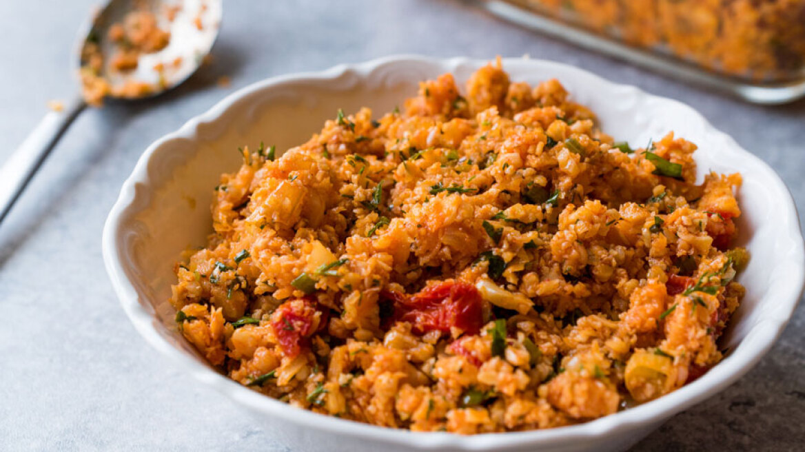 Τραχανάς κόκκινος με λαχανικά