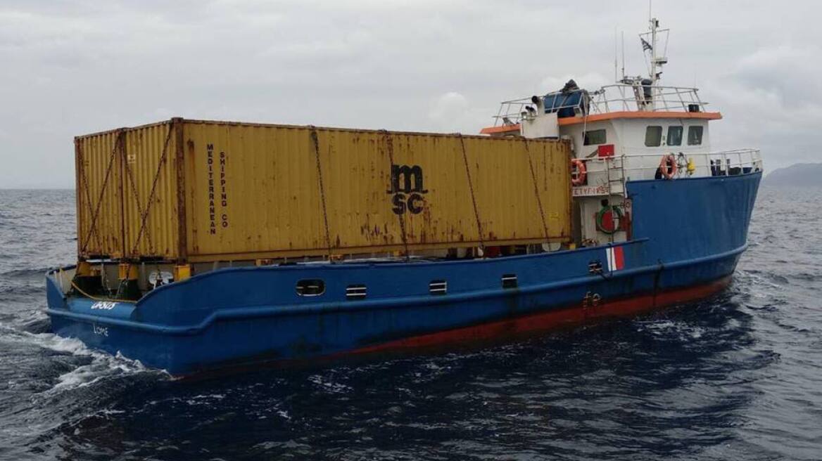 Σύρος: Η μυστηριώδης πορεία του «σεσημασμένου» Daslis που πιάστηκε με 24 εκατ.  λαθραία τσιγάρα