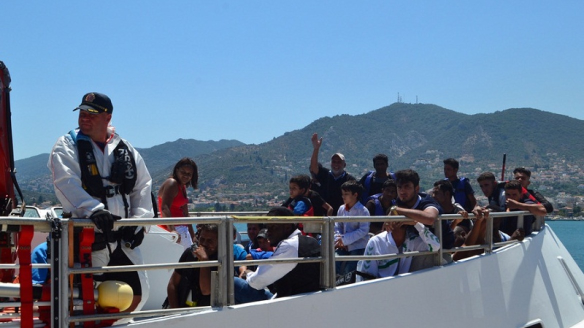 Πάνω από 200 πρόσφυγες έφτασαν στη Χίο το τελευταίο 24ωρο 