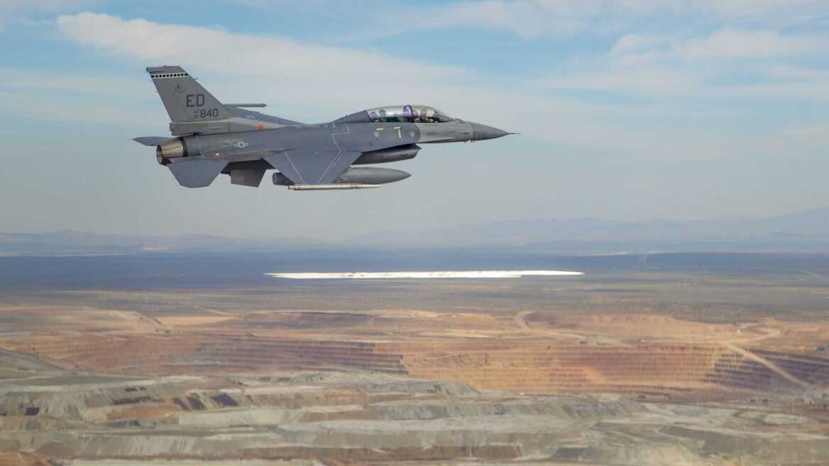 ΗΠΑ: Συνετρίβη F-16 έξω από το Λας Βέγκας