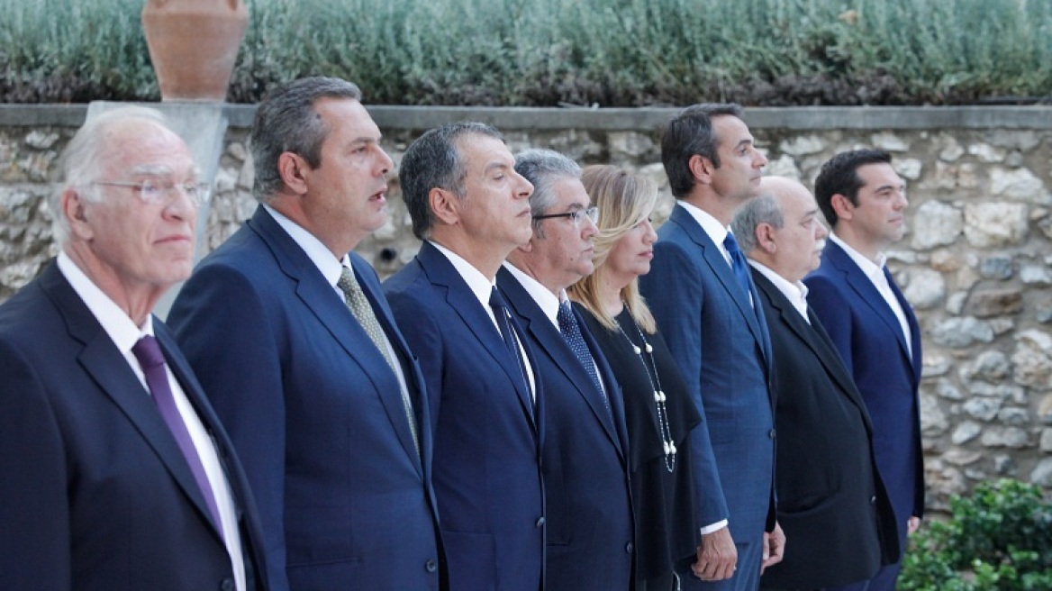 Πού θα περάσουν το Πάσχα οι πολιτικοί αρχηγοί