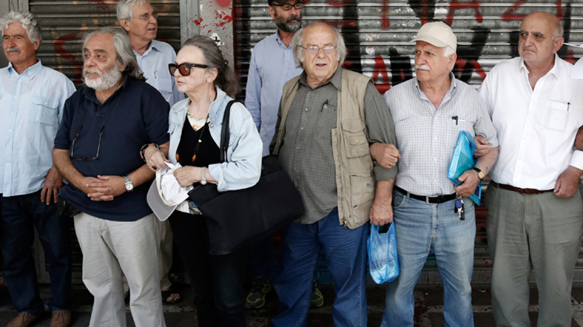 Συνταξιούχοι με δέκα και εννέα συντάξεις: Οι τρανταχτές εξαιρέσεις που έδειξε το ηλεκτρονικό σύστημα 
