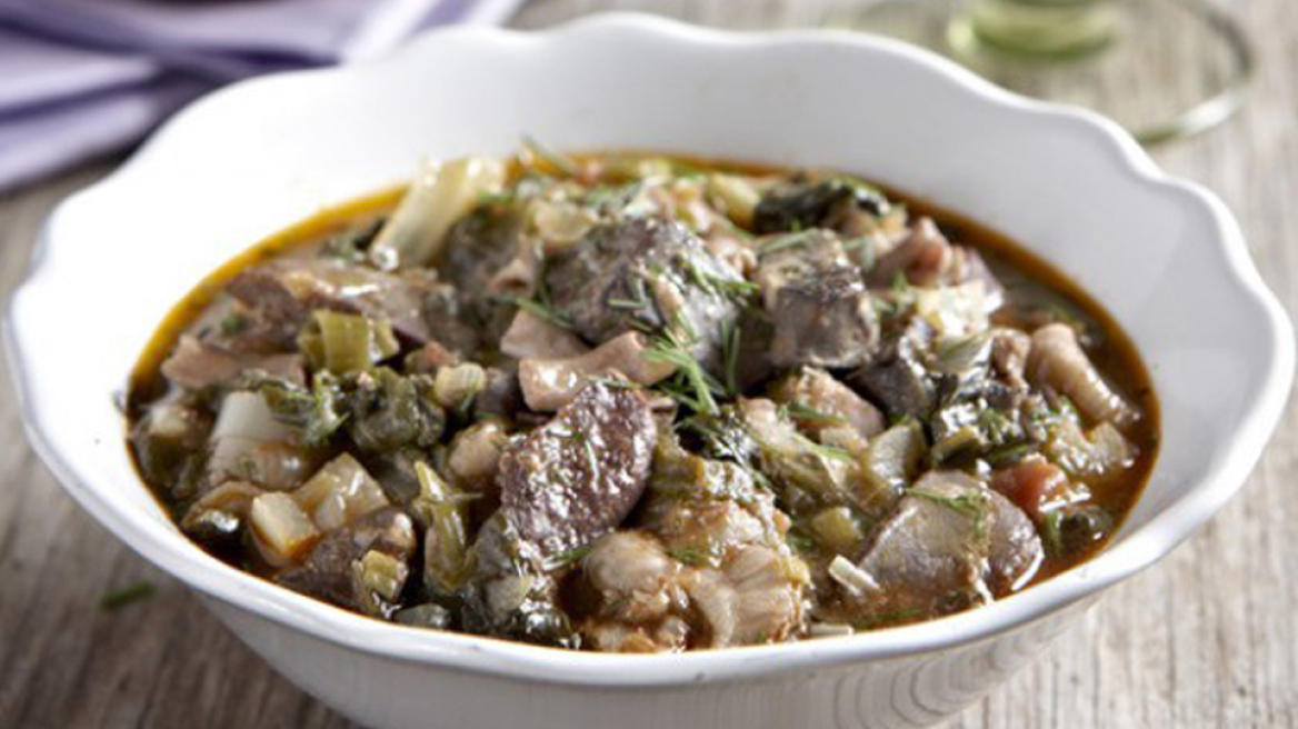 Μεγάλο Σάββατο και μαγειρεύουμε μαγειρίτσα