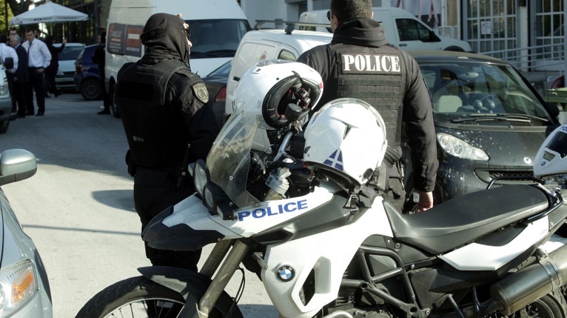  Αγρίνιο: Γνωστός «νταής» λήστεψε πρακτορείο ΟΠΑΠ με αεροβόλο