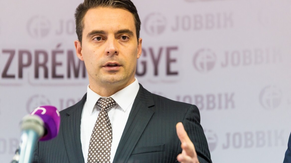 Ουγγαρία: Ο ηγέτης του εθνικιστικού Γιόμπικ παραιτείται μετά τη βαριά ήττα στις εκλογές