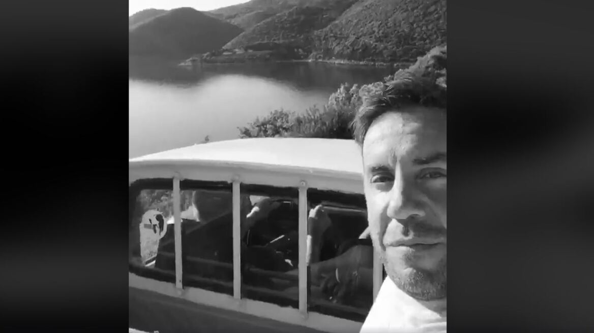 Το Πάσχα του Γιώργου Μαζωνάκη στο αγροτικό του κυρ Γιώργη στην Ιθάκη