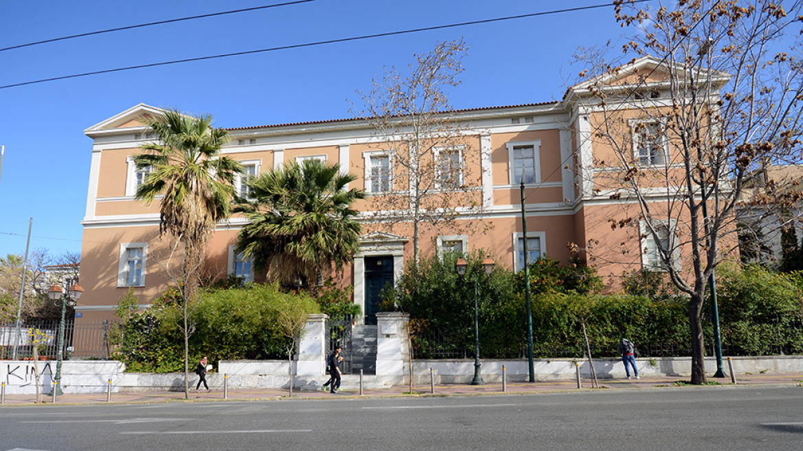 Η περιπέτεια ενός κτιρίου