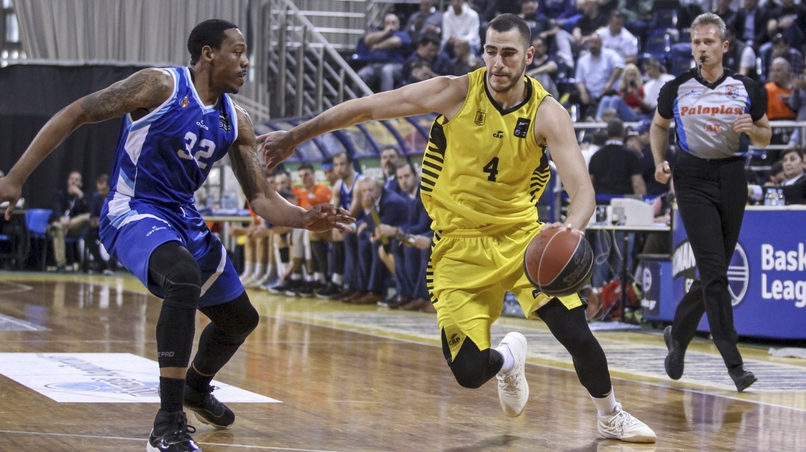 Άρης-Κύμη 60-73: «Βυθίζονται» στην επικίνδυνη ζώνη οι «κίτρινοι»